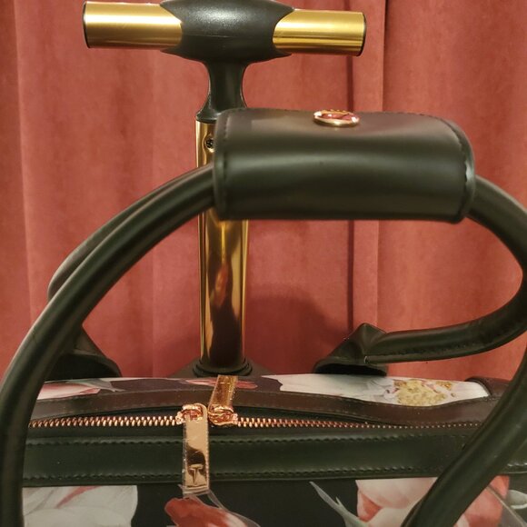 Ted Baker, juliia, carryon - Picture 3 of 7